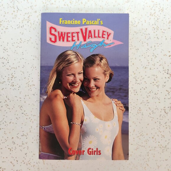 Sweet Valley High #129 Cover Girls - Picture 1 of 5
